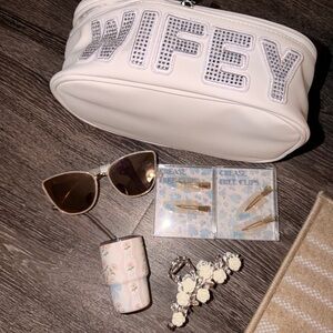White 'Wifey' Cosmetic Bag with Accessories